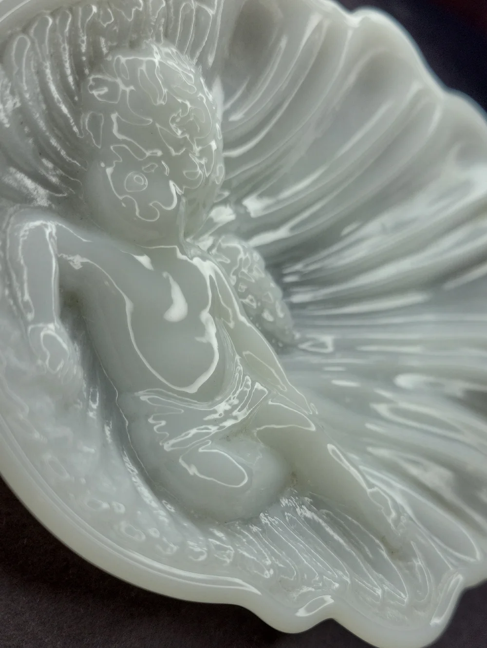 Avon White Shell Cherub Accent Dish